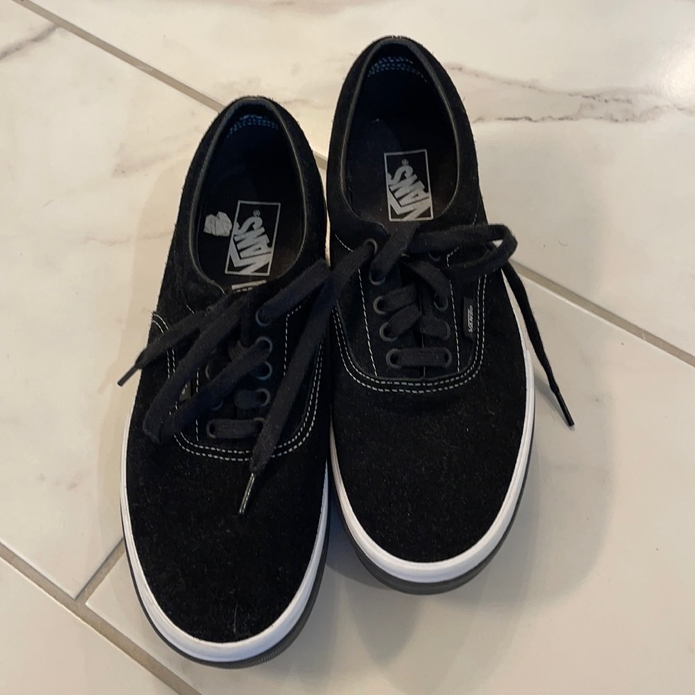 Vans suede platform